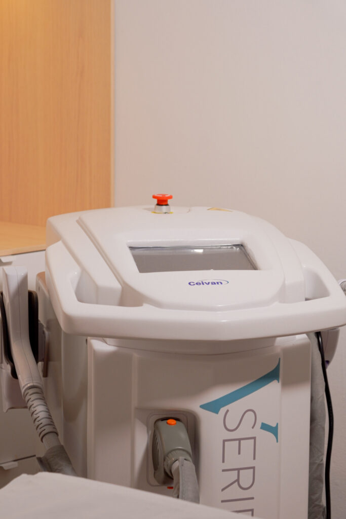 Plataforma de láser IPL y Nd:YAG Q-Switched